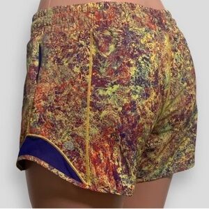 NEW RARE Lululemon Seawheeze Hotty Hot Shorts Woodland Sprint Multi  I S…